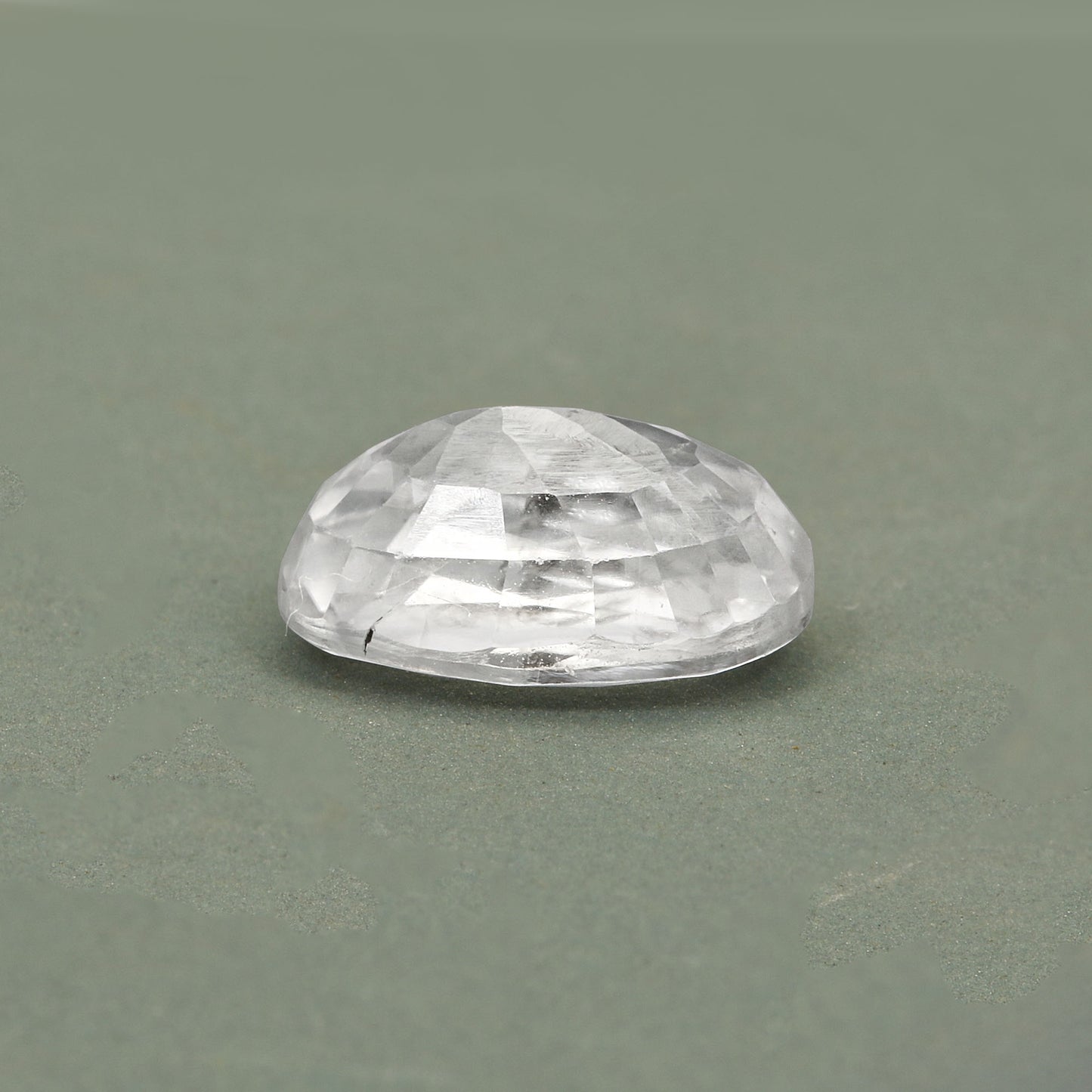 Certified White Zircon 5.32 Cts (5.85 Ratti) CIVW23