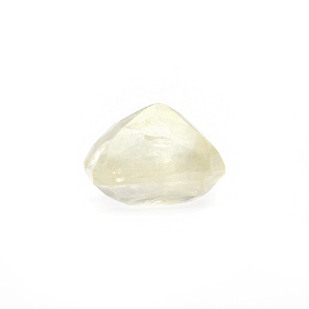 White Sapphire (Pukhraj) 4.05 Cts (4.46 Ratti) Sri Lanka (Ceylon)