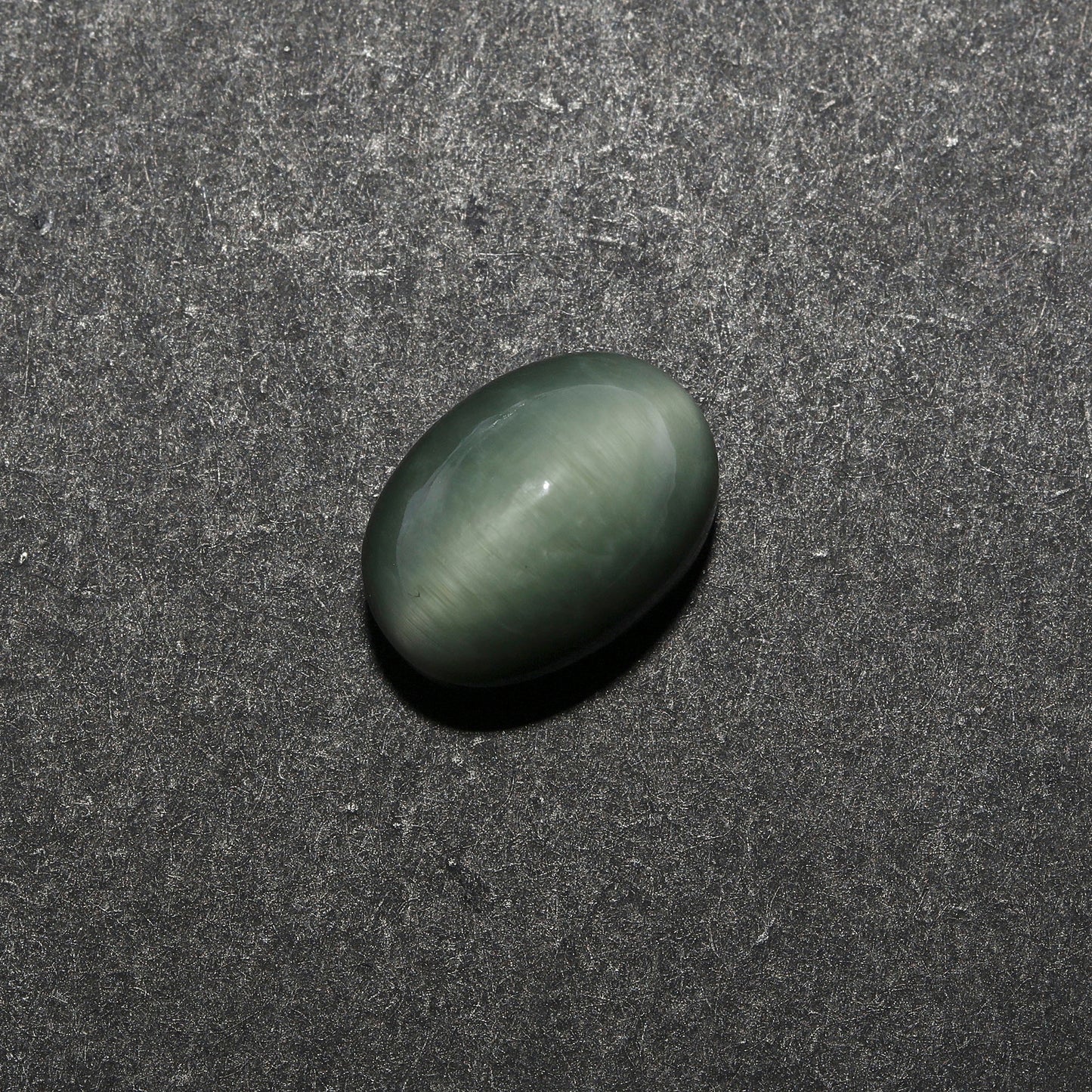 Certified Cat's Eye Quartz (Lahsunia) 9.35 Cts. (10.29 Ratti) RJVD09