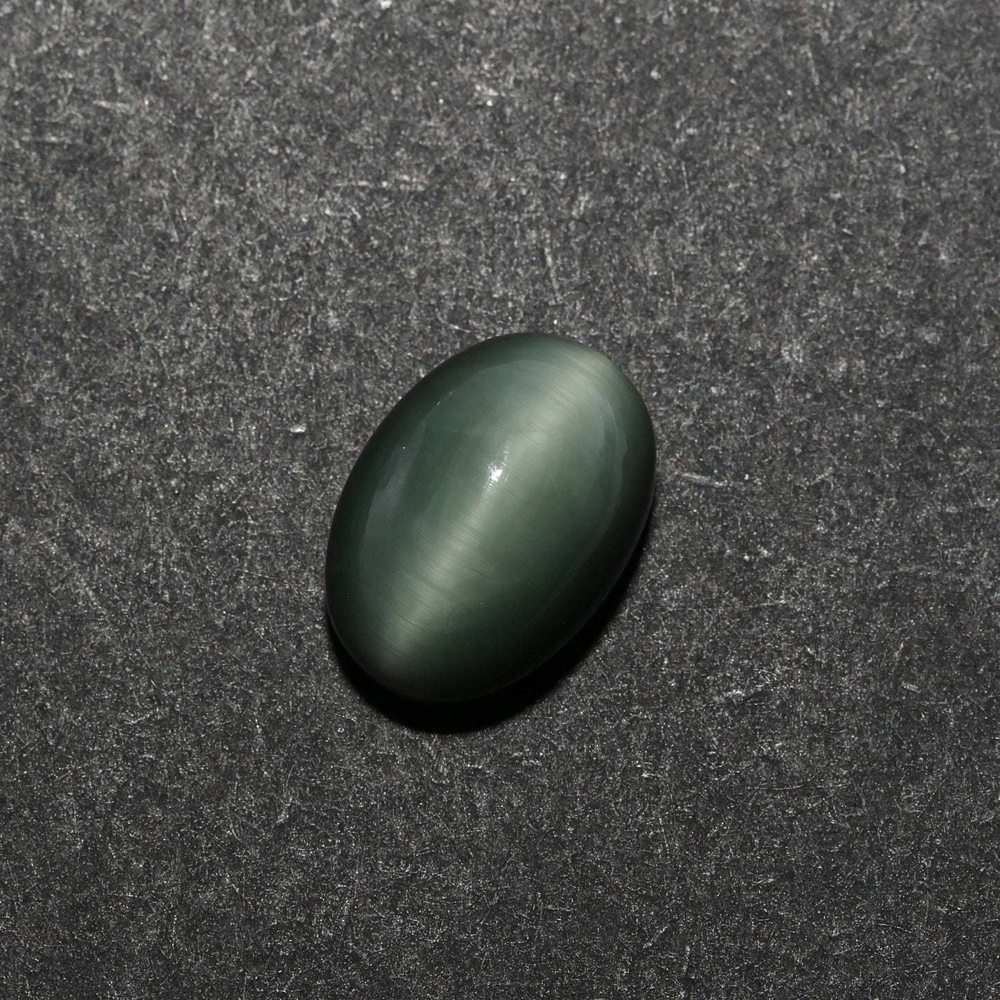 Certified Cat's Eye Quartz (Lahsunia) 8.38 Cts. (9.22 Ratti) RXVD61