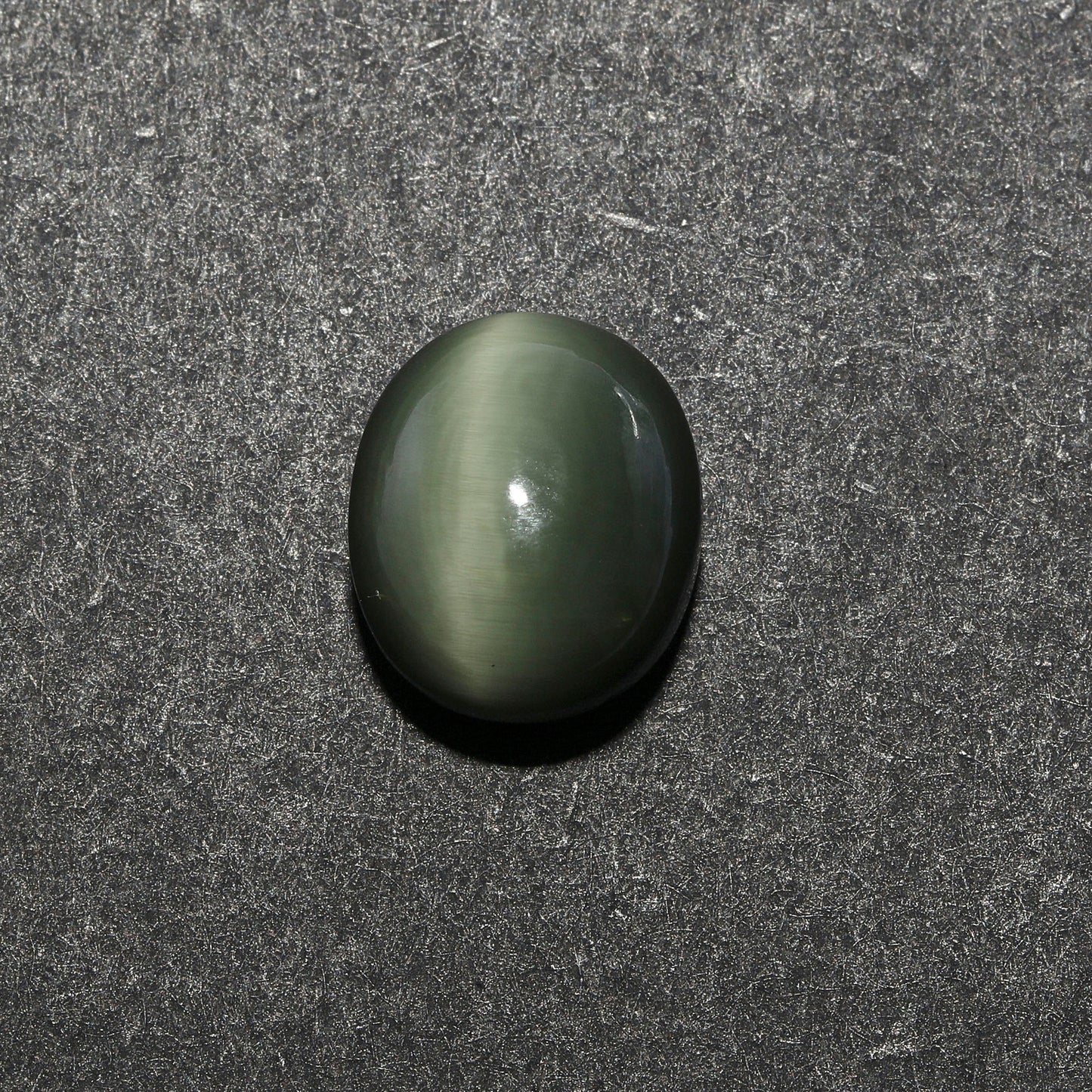 Certified Cat's Eye Quartz (Lahsunia) 6.75 Cts. (7.43 Ratti) SRVD91