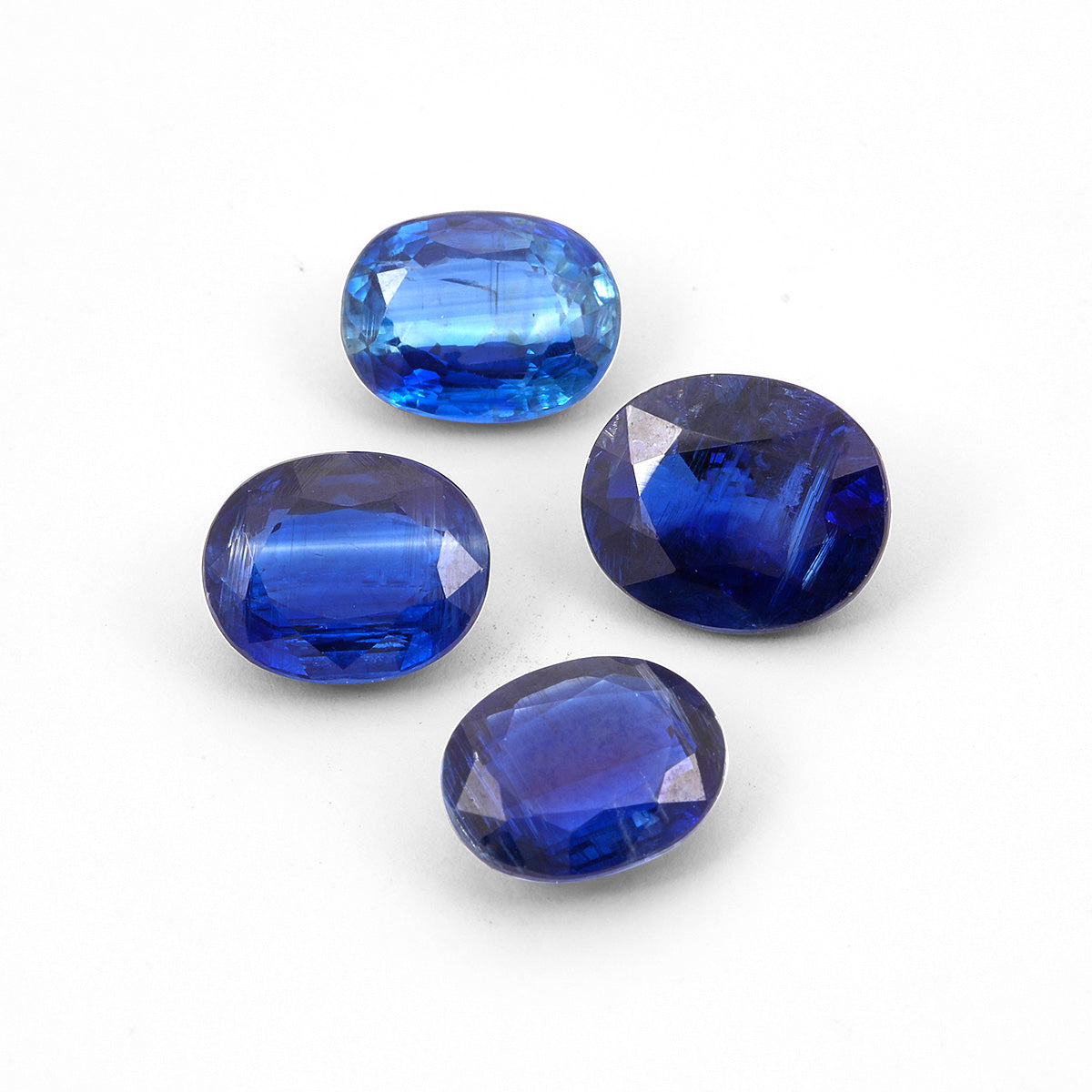 Blue Kyanite (Oval 10x8mm) 3.25 Carats