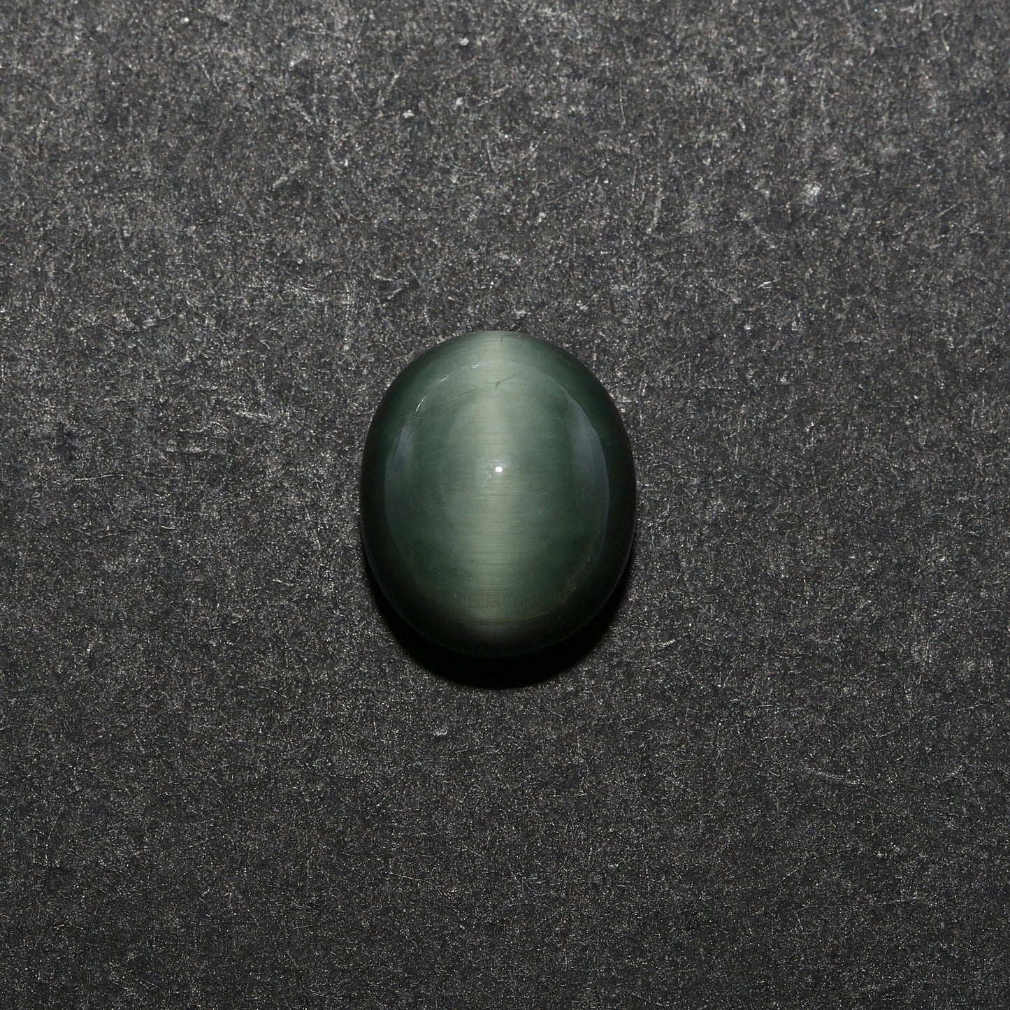 Certified Cat's Eye Quartz (Lahsunia) 6.92 Cts. (7.61 Ratti) WRVD70