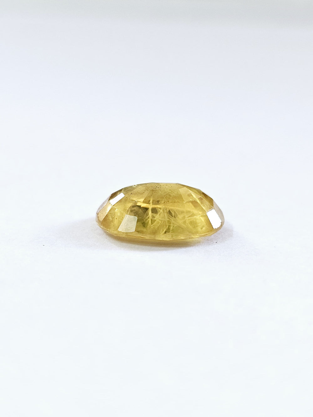 Yellow Sapphire-4.25 Carats (4.67 Ratti) Thailand, SKU: FDCI26-17
