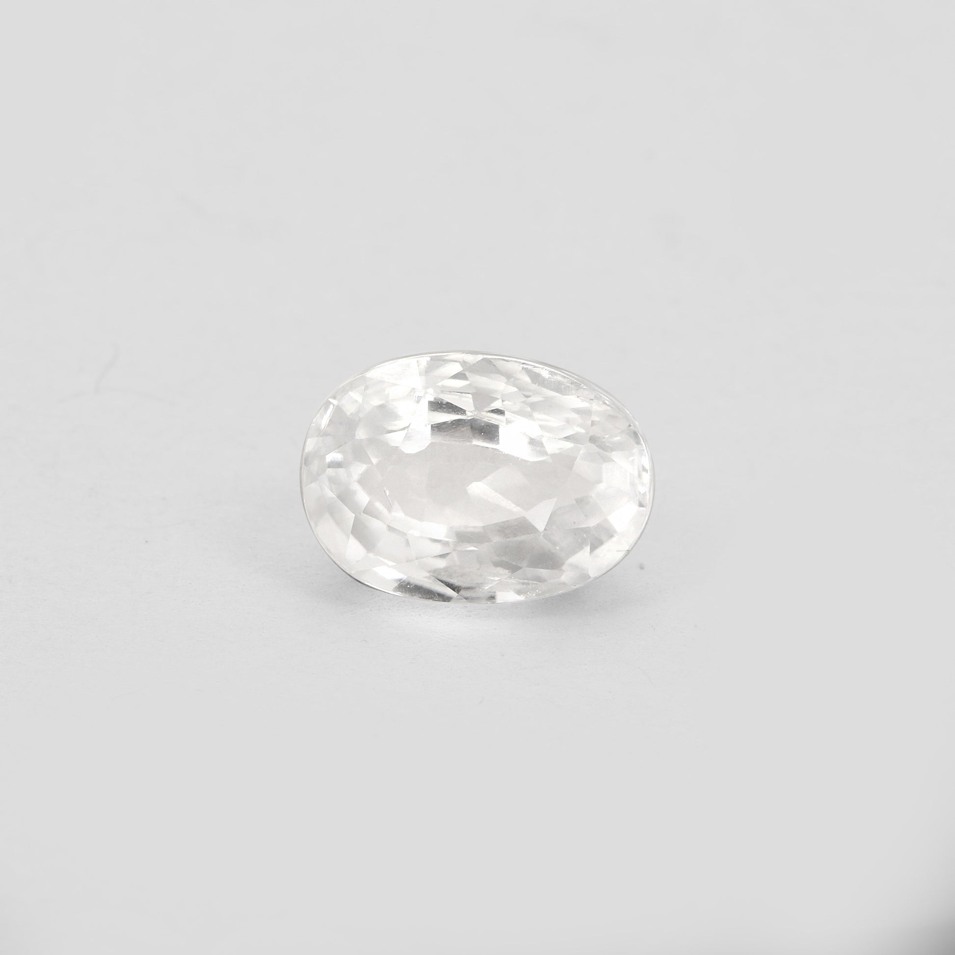 Certified White Zircon 5.90 Cts (6.49 Ratti) AJVW39