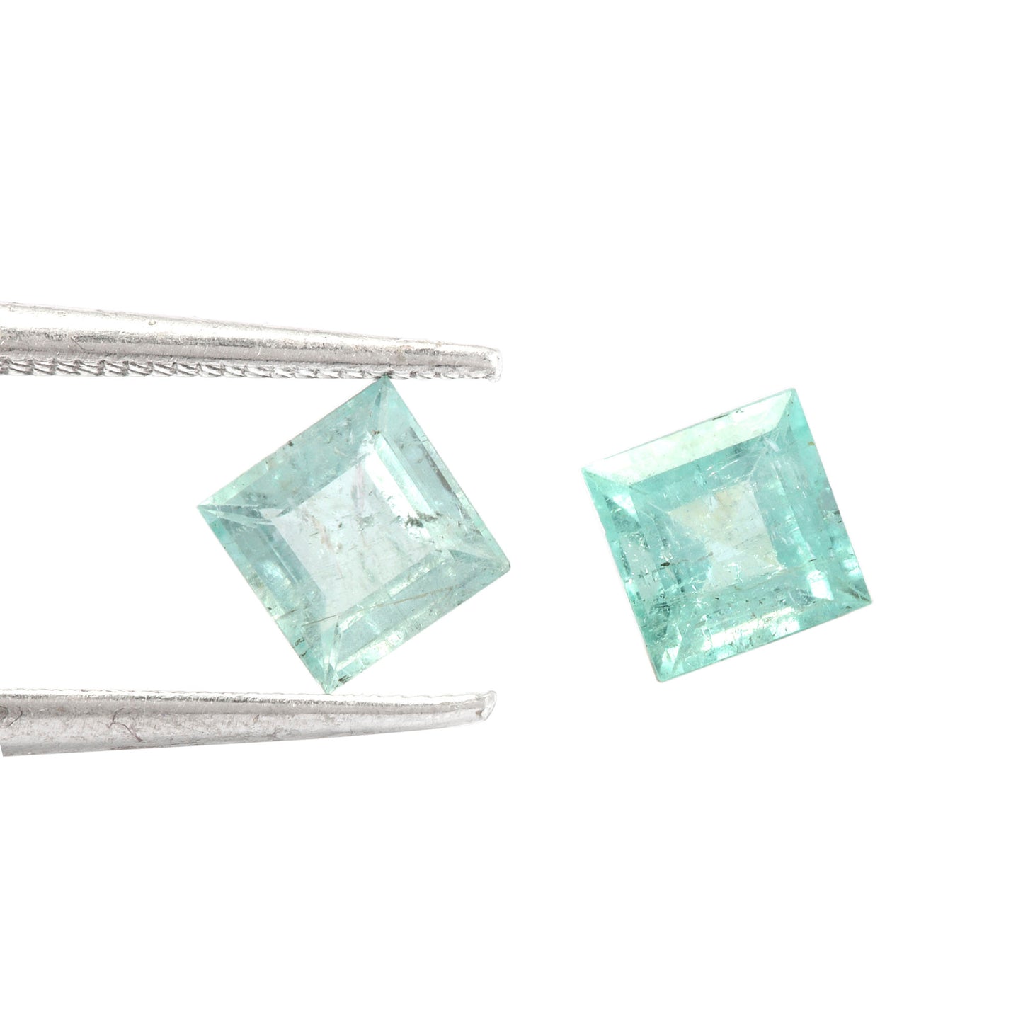Paraiba Tourmaline Square 0.30 Carats ARG270