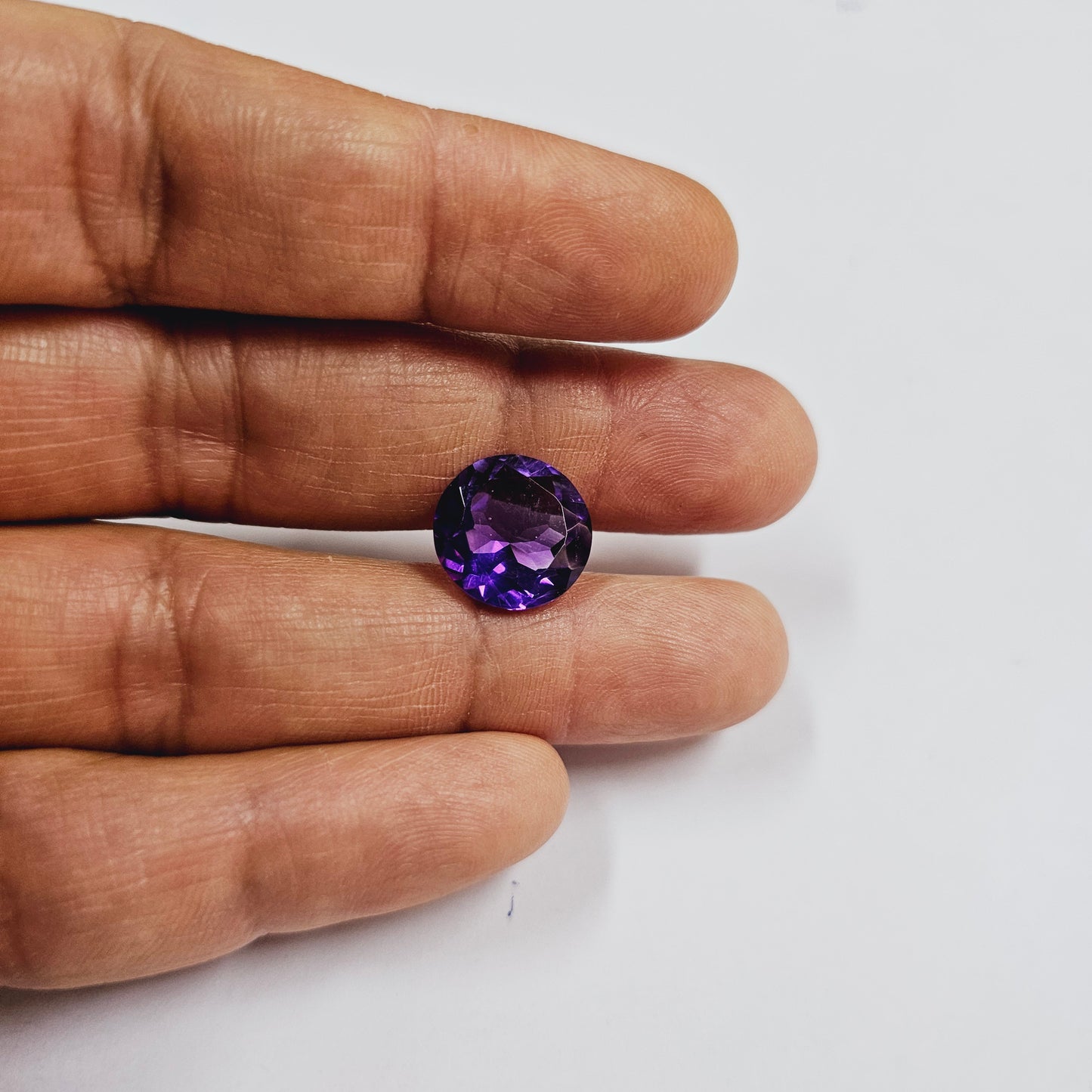 6.86 Carats Moroccan Amethyst