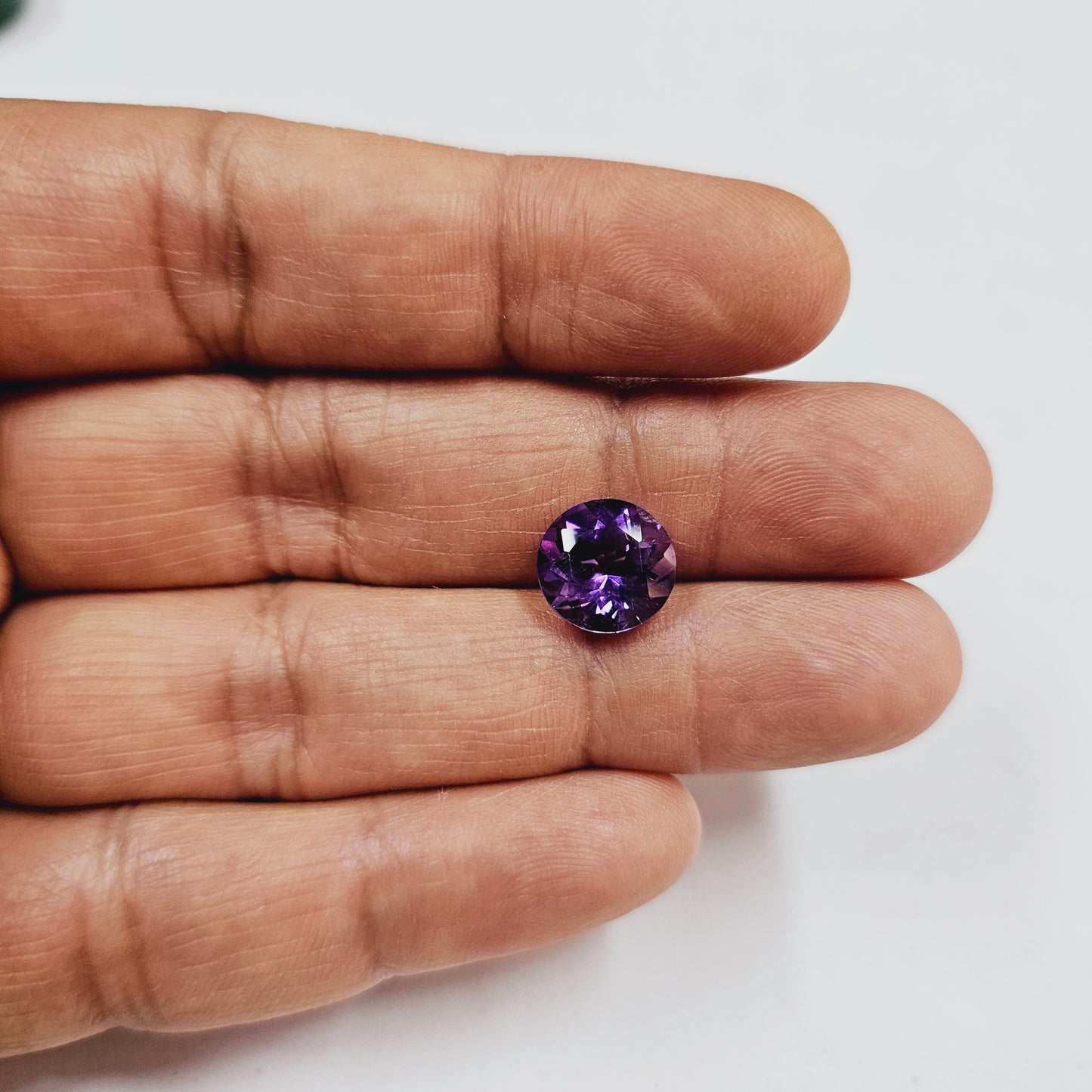 3.90 Carats Moroccan Amethyst