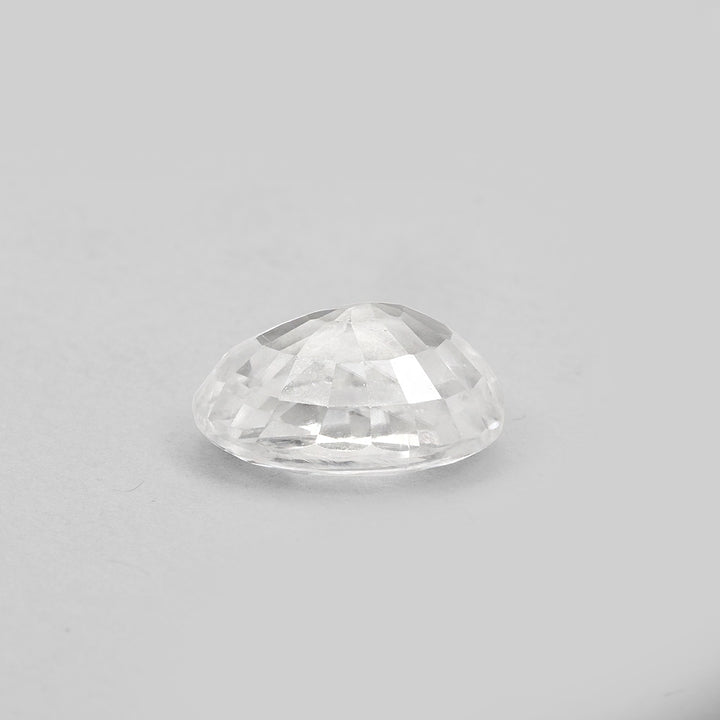 Certified White Zircon 8.27 Cts (9.10 Ratti)