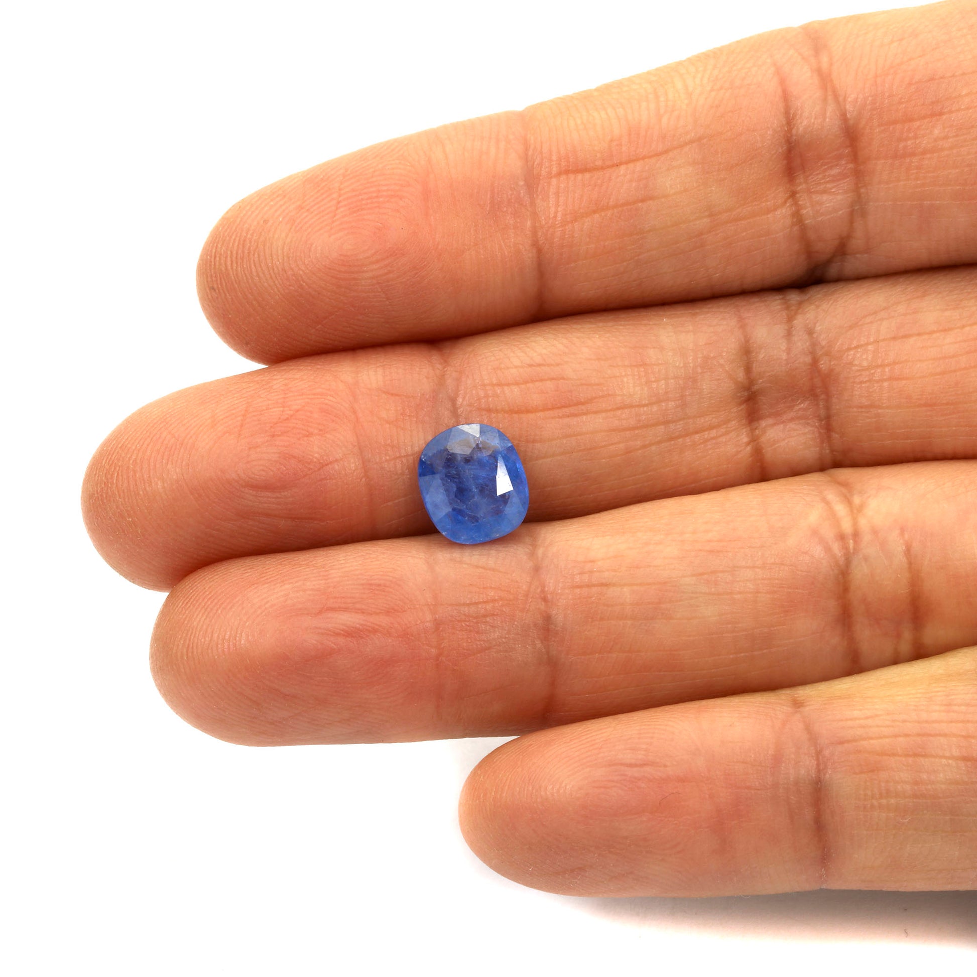 Blue Sapphire (Neelam) 3.30 Cts (3.63 Ratti) Sri Lanka (Ceylon)