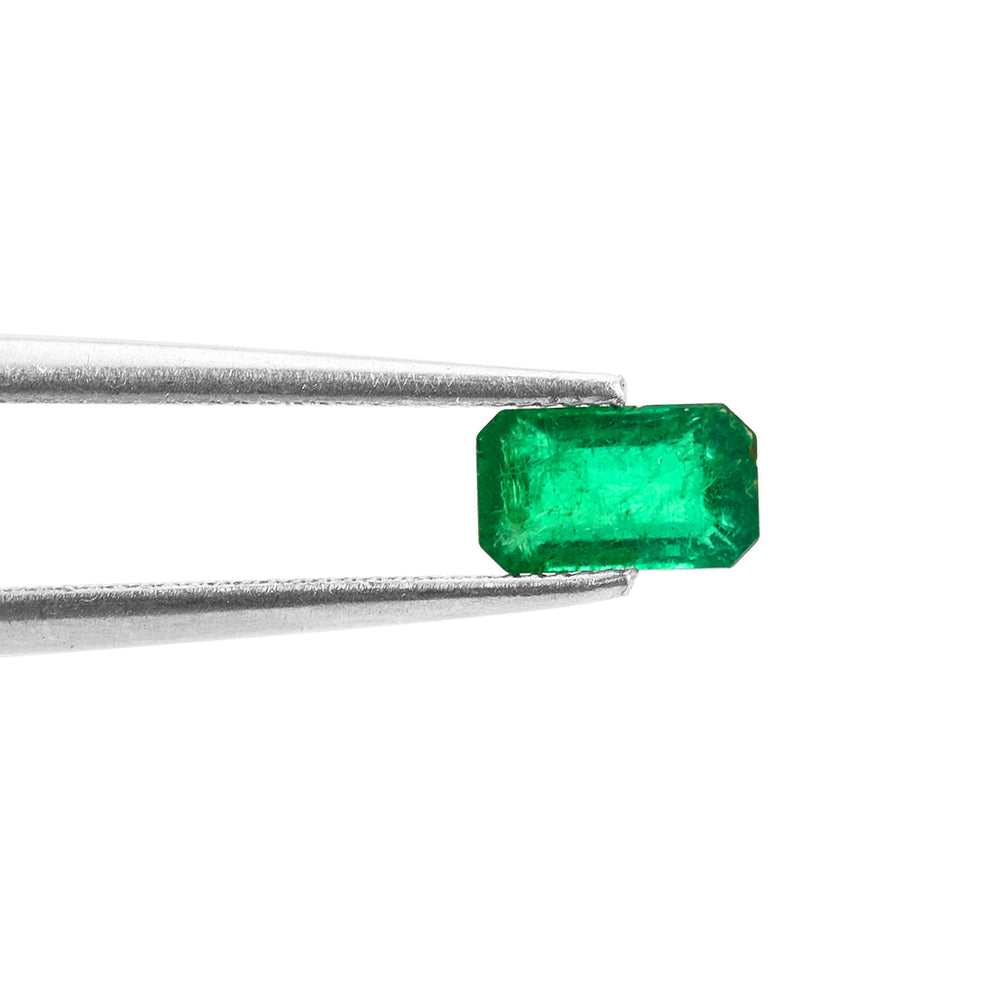 Brazilian Emerald 5x3mm 0.20 Carats