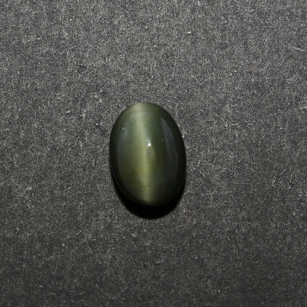 Certified Cat's Eye Quartz (Lahsunia) 8.01Cts. (8.81 Ratti) BSVD34