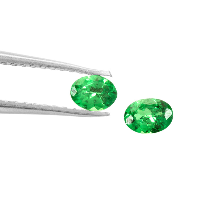 2Pcs Tsavorite Garnet (Oval 4x3mm)