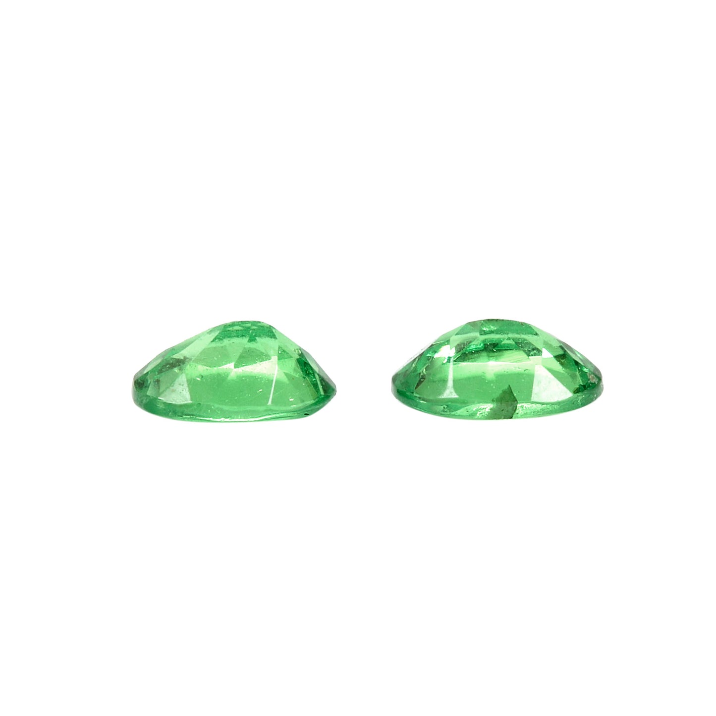 2Pcs Tsavorite Garnet (Oval 4x3mm)