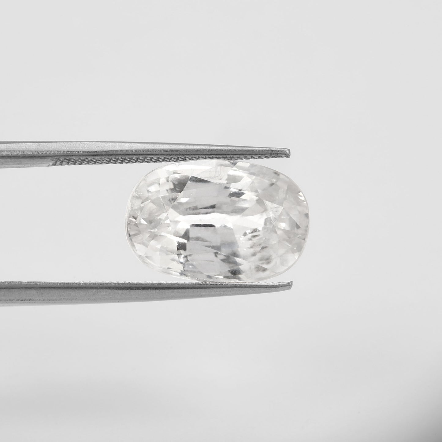 Certified White Zircon 6.71 Cts (7.38 Ratti) BXVW63