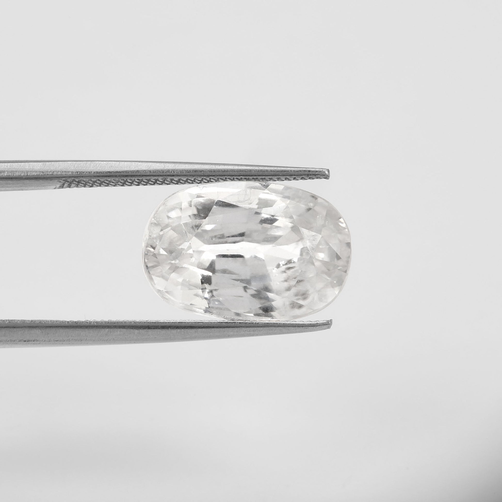 Certified White Zircon 6.71 Cts (7.38 Ratti) BXVW63