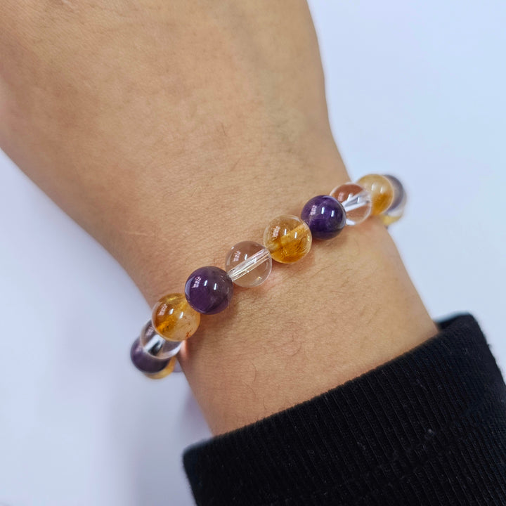 Health Bracelet to Improve Health and Well Being