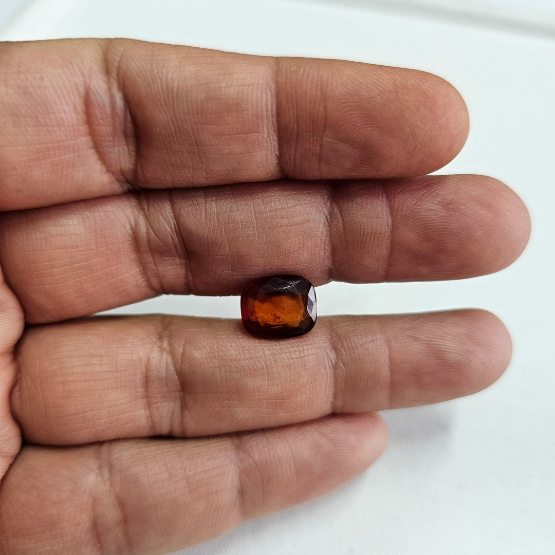 Hessonite (Gomed) 6.88Cts (7.56 Ratti) India