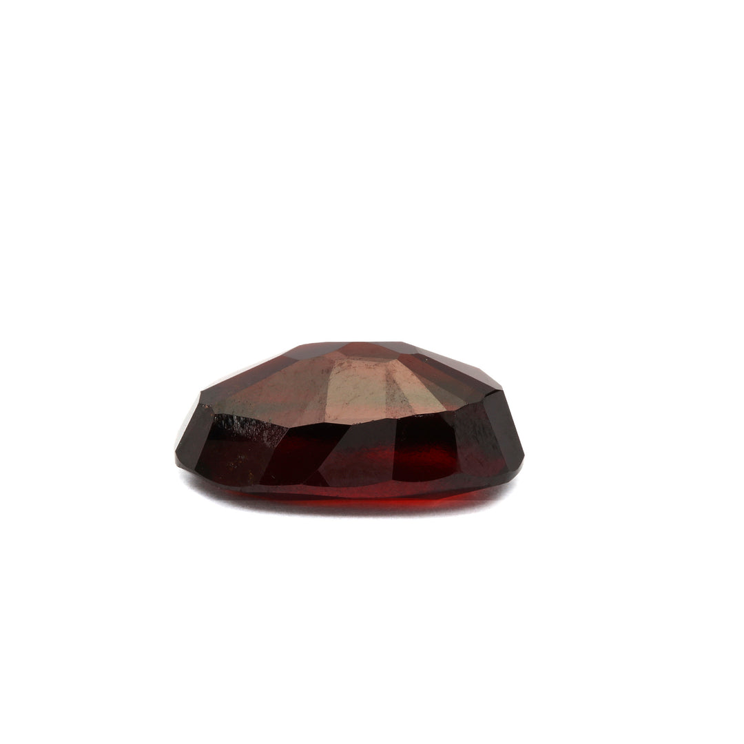 Certified Black Hessonite (Kala Gomed) 7.22 Cts (7.94 Ratti)