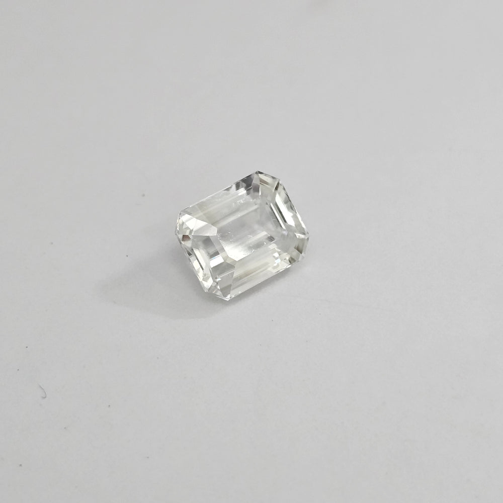 Certified White Zircon 5.68 Cts (6.24 Ratti) DAVW02