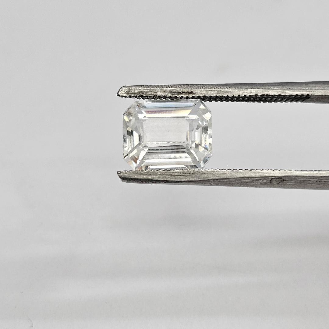 White Zircon 5.50 Cts (6.05 Ratti)