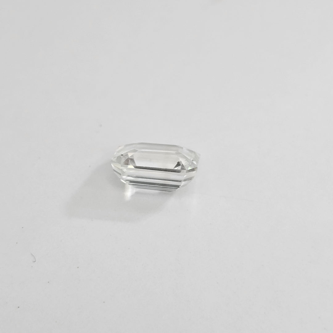 White Zircon 5.50 Cts (6.05 Ratti)