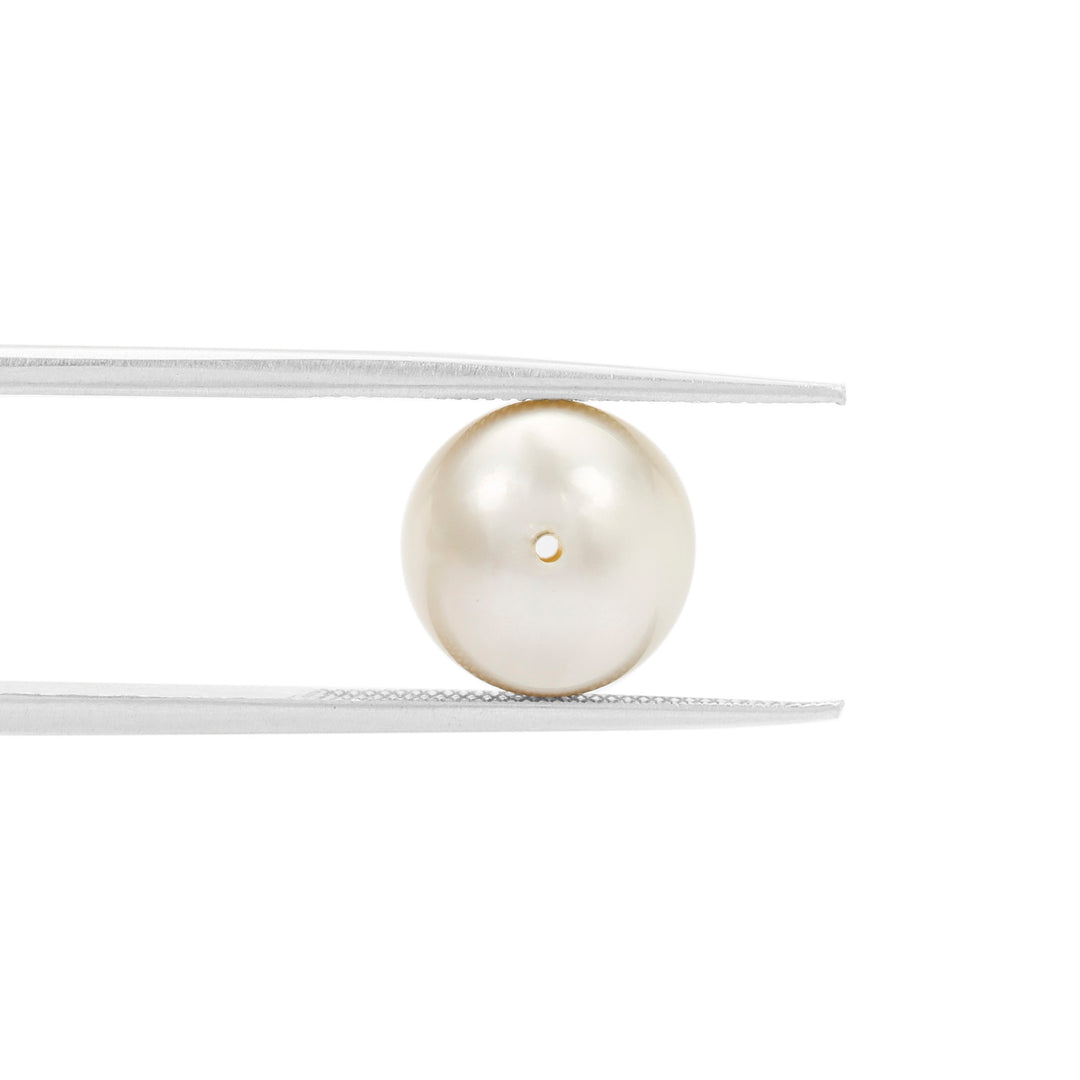 White South Sea Pearl Full Drilled 8mm-9mm 4.30 Carats