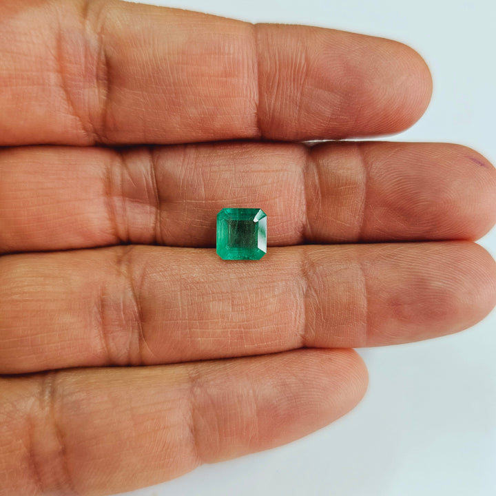 Certified Colombian Emerald (Panna) 1.90 Cts (2.09 Ratti) Colombia