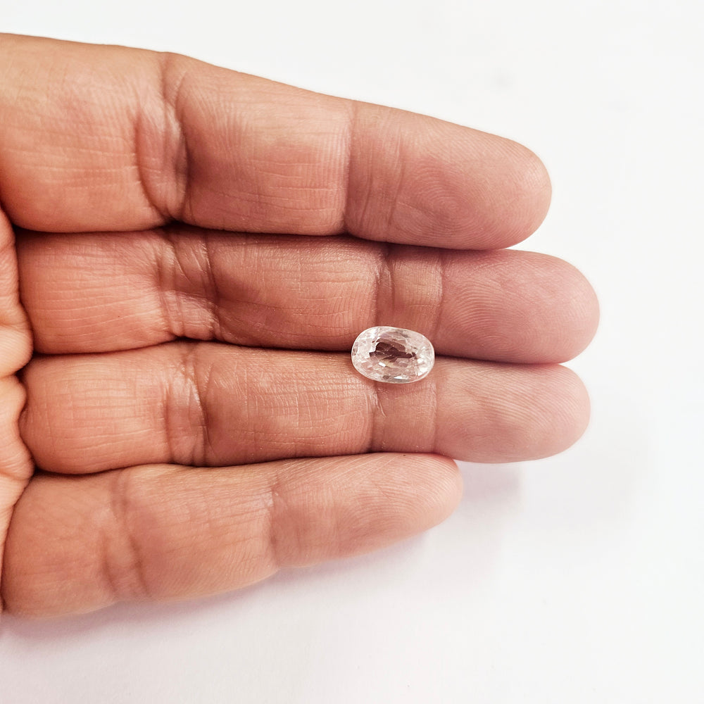 Certified White Zircon 6.12 Cts (6.73 Ratti) DUVW15