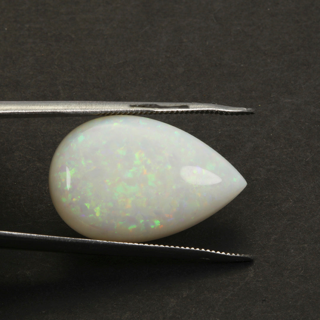 Australian Opal 7.58 Cts (8.34 Ratti) Australia