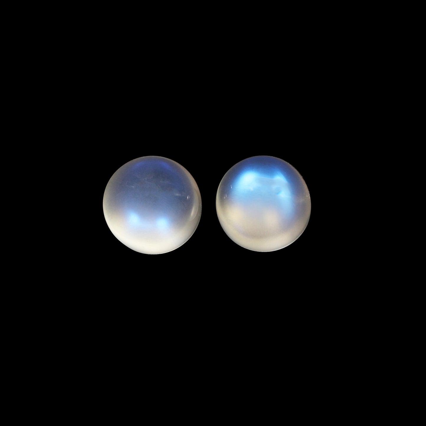 Moonstone 3.10 Carats (3.41 Ratti)