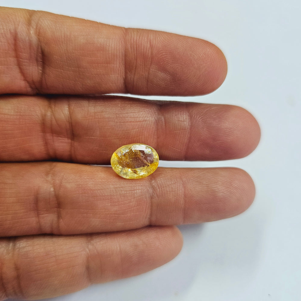 Natural Yellow Topaz 8.02 Cts (8.82 Ratti)