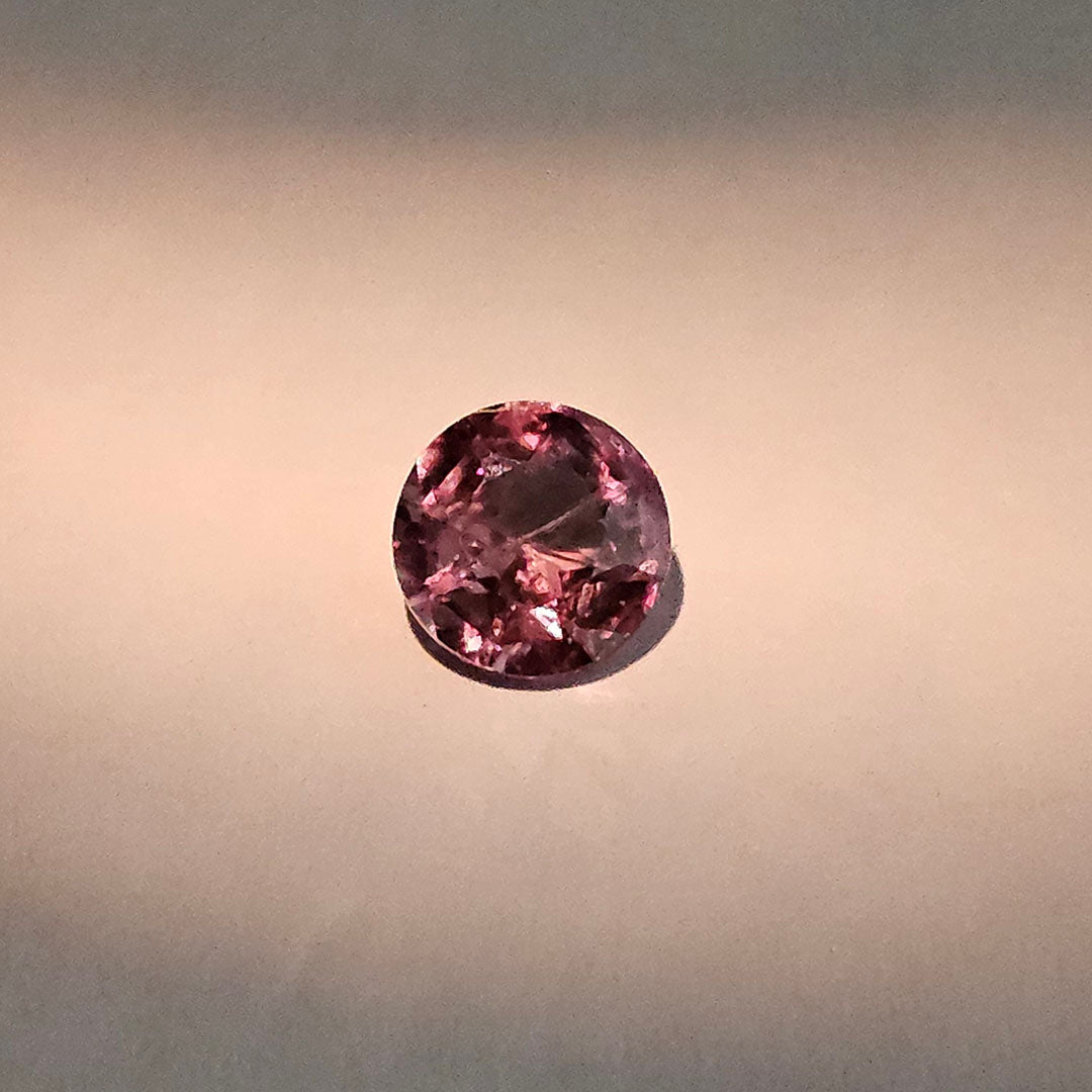 1.40 Carats Color Change Zultanite Diaspore