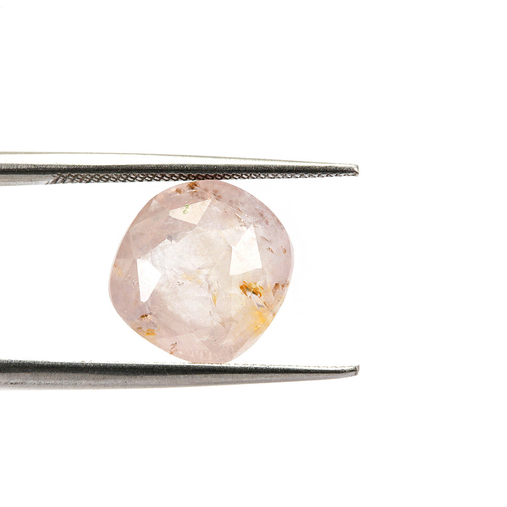 Pink Sapphire 5.26 Cts (5.79 Ratti) Sri Lanka (Ceylon)