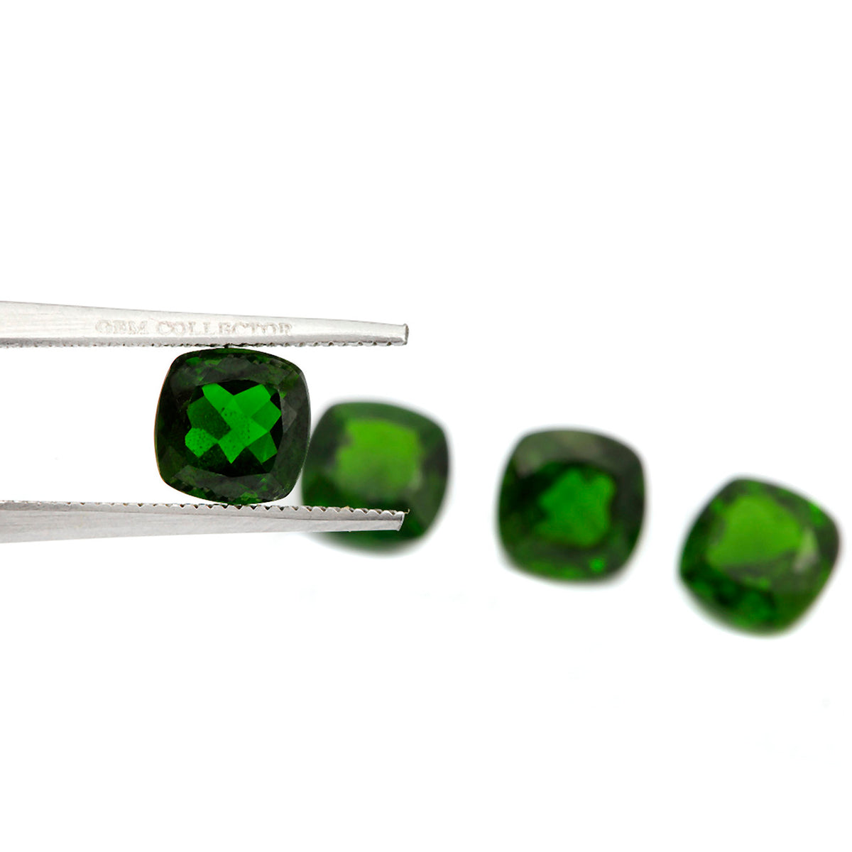 6.57 ct Best Round Cut (12 x 12 mm) (Un-Heated) Green Chrome Diopside Gemstone 6.57 ct Best Round Cut (12 x 12 mm) (Un-Heated) Green Chrome Diopside Gemstone