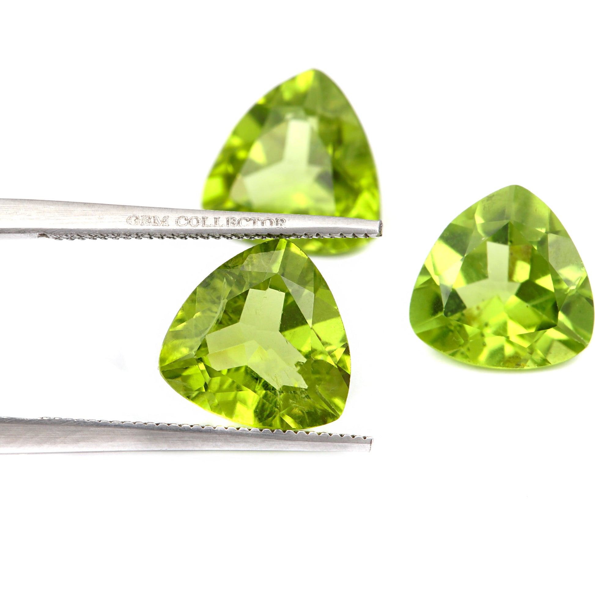 Peridot 9x9mm 2.10 Carats