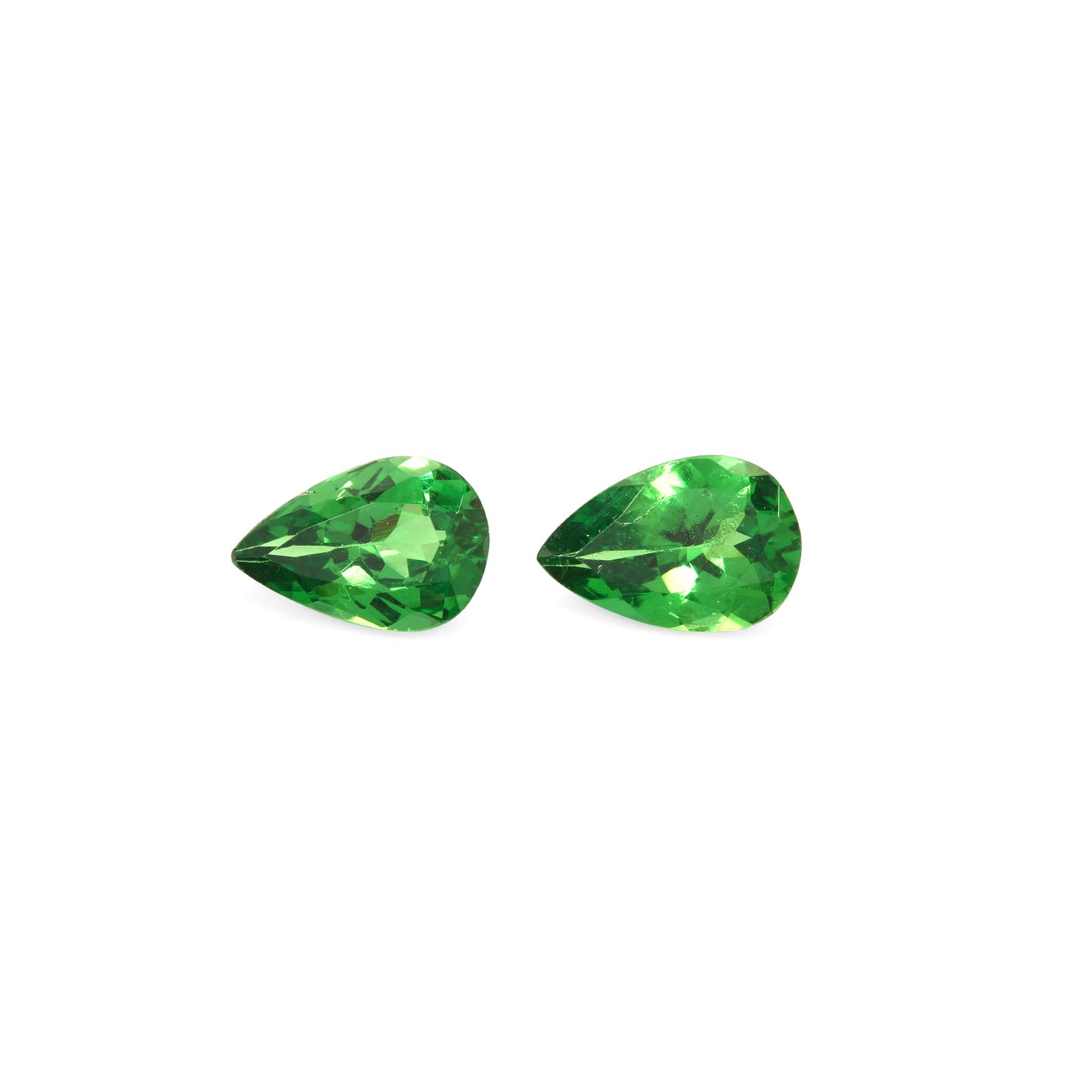 Tsavorite Garnet (Pear 6x4mm) 0.35 Carats