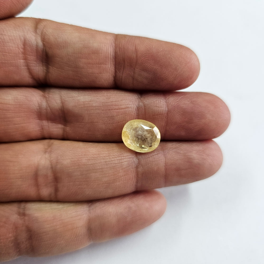 Certified Yellow Sapphire-7.16 Carats (7.87 Ratti) Sri Lanka (Ceylon), SKU: GUZI93