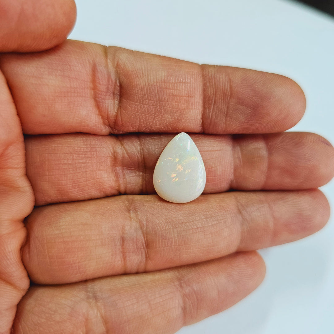 Certified Australian Opal 5.64 Cts (6.20 Ratti)