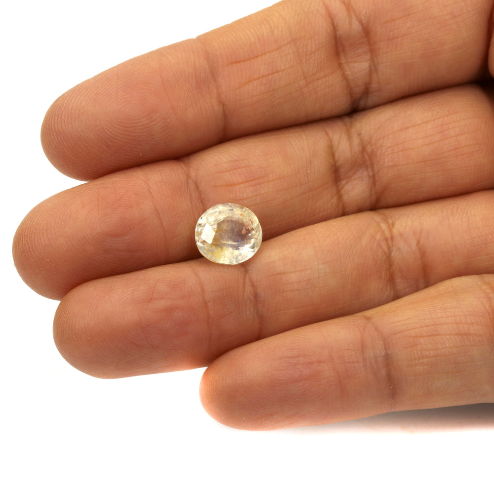 Certified White Sapphire-5.85 Carats (6.45 Ratti) Sri Lanka (Ceylon), SKU:HTZI75