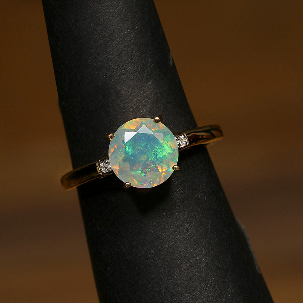 Radiant Opal Diamond and 14k Gold Ring(HXNK28)