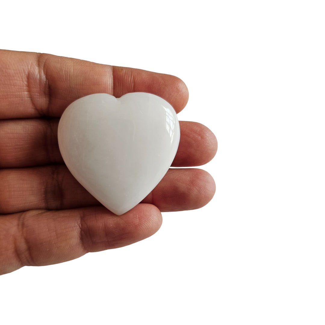 White Agate Heart Palm Stone (29gm)