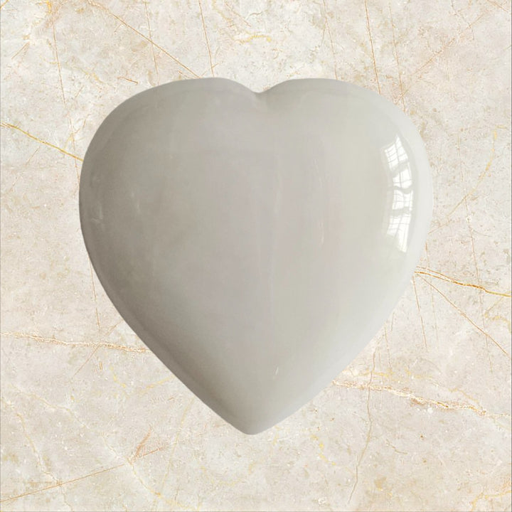 White Agate Heart Palm Stone (29gm)