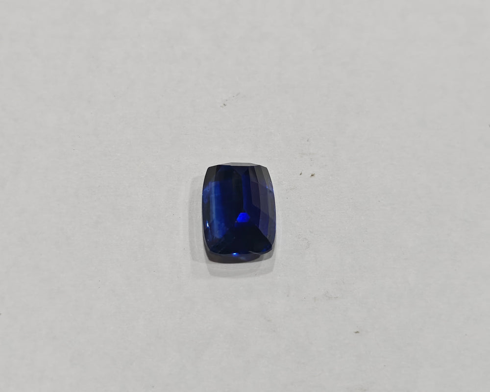 Blue Kyanite 6.12 Carats (Cushion 12.20x8.50mm) BK030
