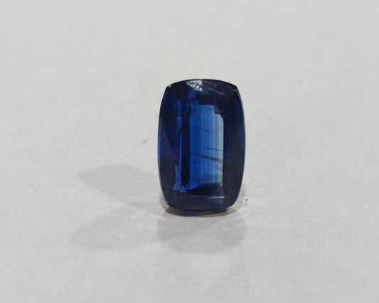 Blue Kyanite 6.05 Carats (Cushion 13.35x8.50mm) BK032