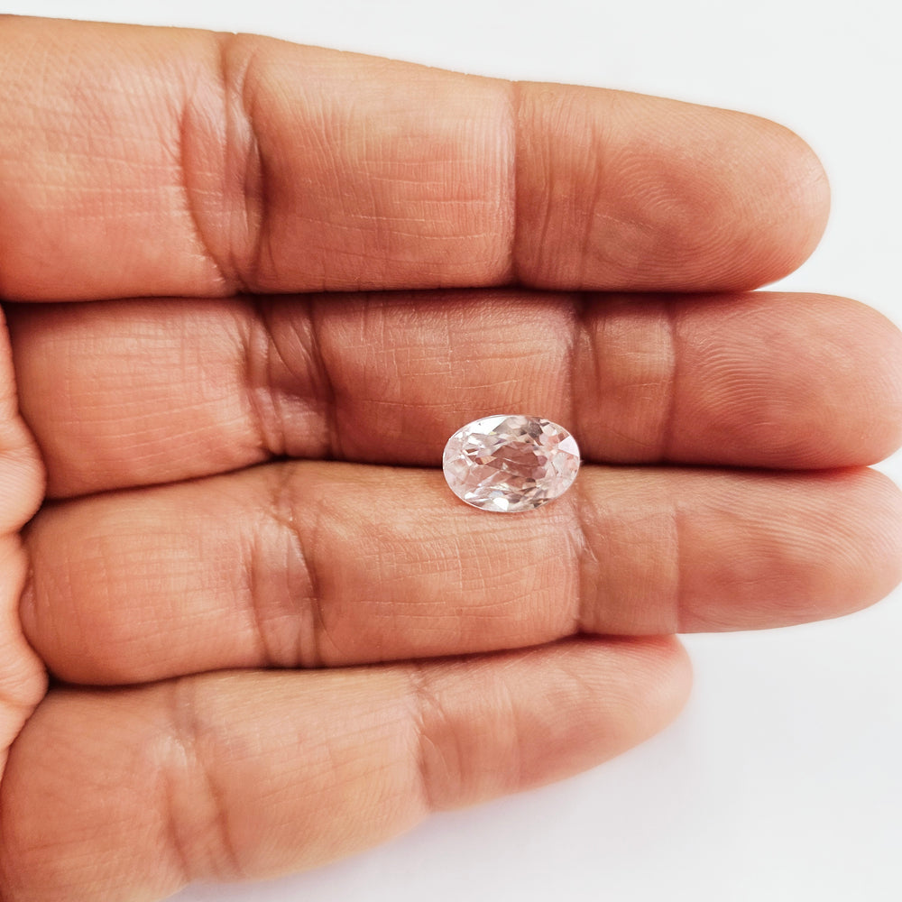 Certified White Zircon 6.28 Cts (6.90 Ratti) ITVW10