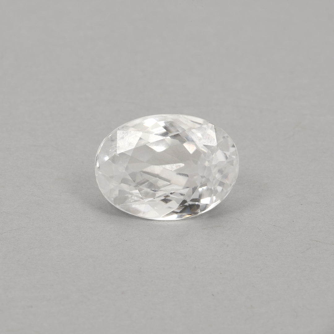 Certified White Zircon 6.30 Cts (6.93 Ratti)