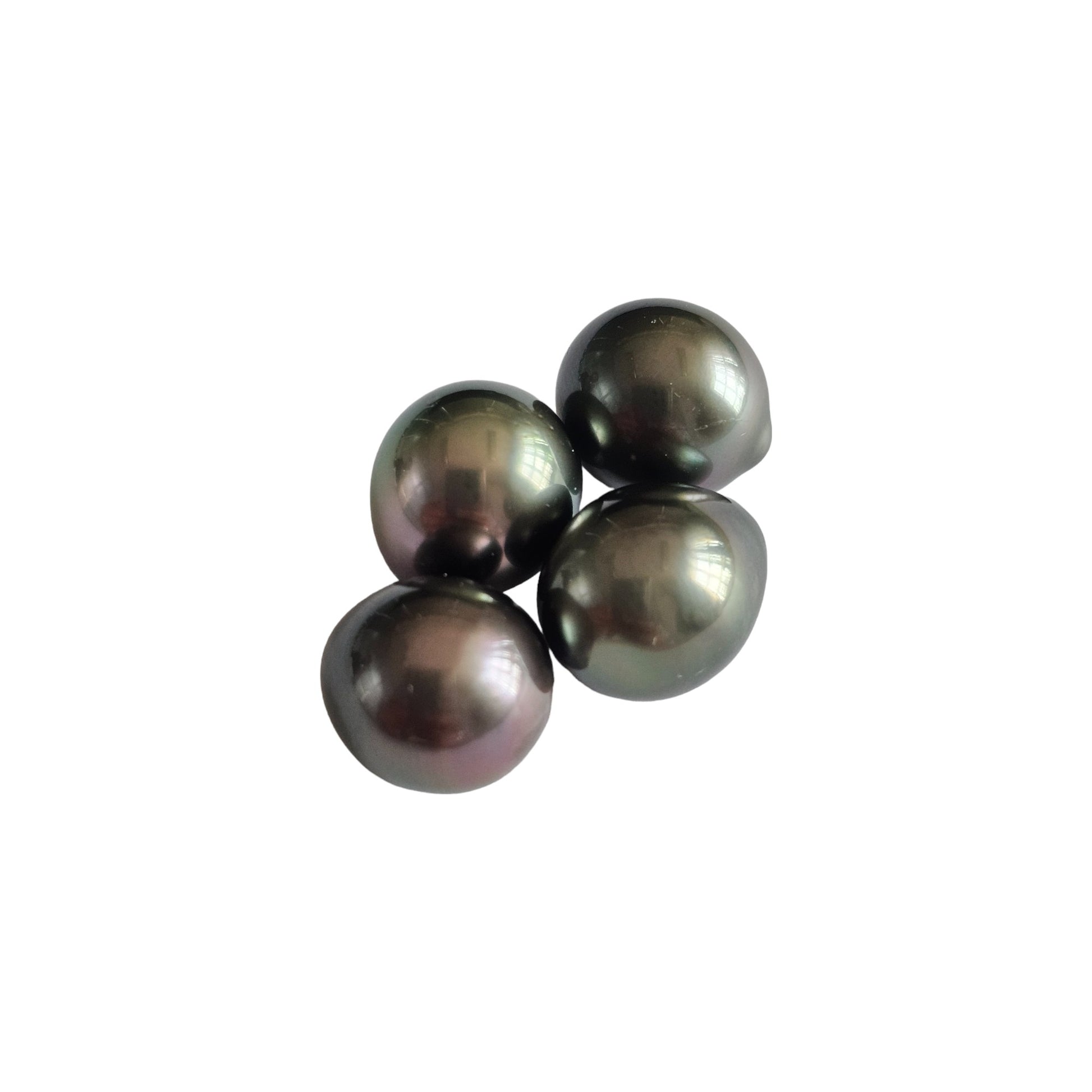 Certified Tahitian Grey Black Pearl Undrilled 14.23 Carats (15.65 Ratti) Tahiti JFHX31