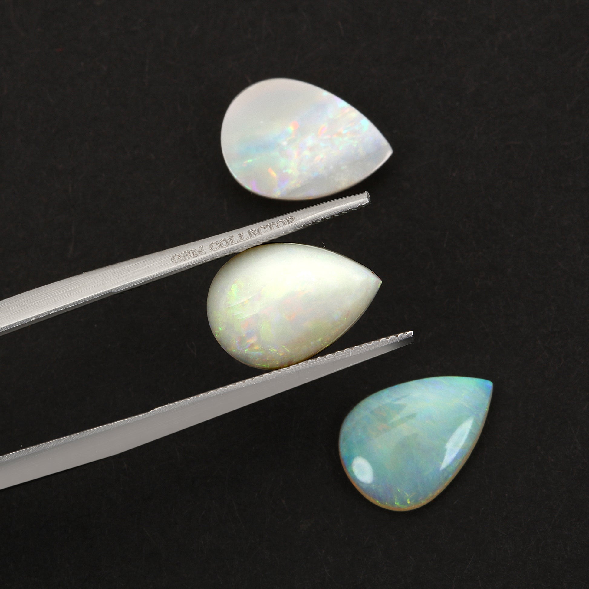 Australian Opal Pear 0.80 Carats KJCI42