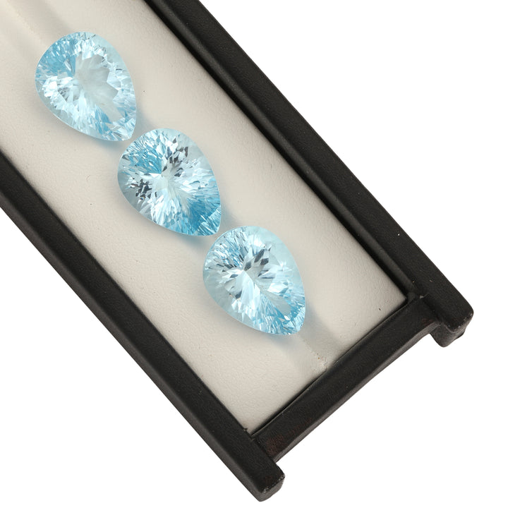 Blue Topaz 18x13mm 13.50 Carats